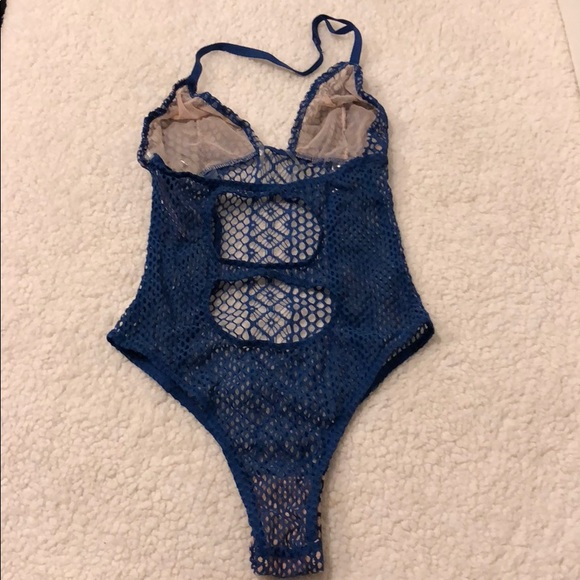 New mesh blue Victoria’s Secret 1-piece lingerie - Picture 5 of 6